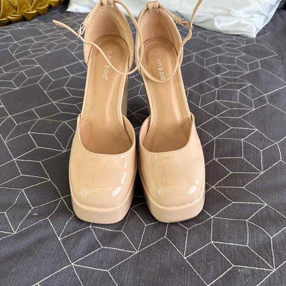 Take Care Extreme Platform Pumps sz 9 - Picture 15 of 16